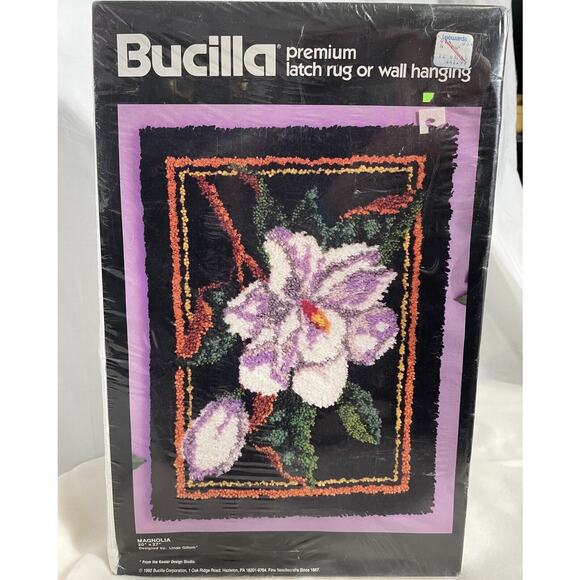 NEW Vintage Bucilla Latch Hook Kit Magnolia Flower Premium 20x27 Rug or Wall Art - Picture 1 of 4